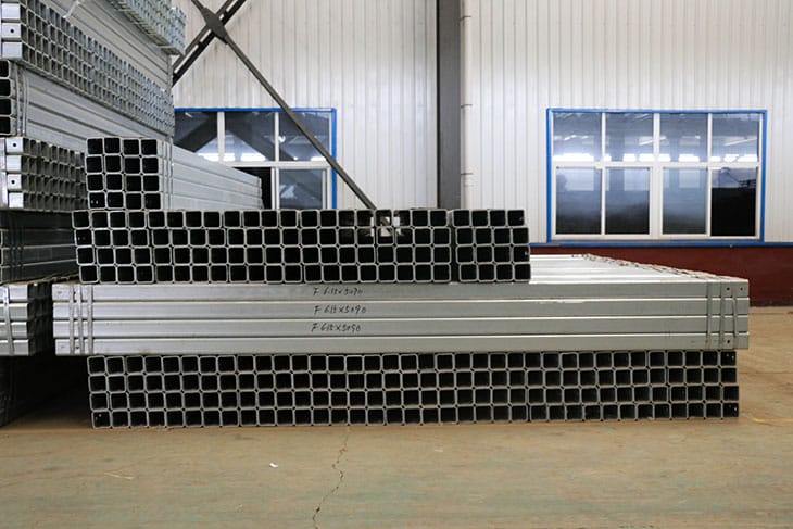 护栏镀锌方立柱