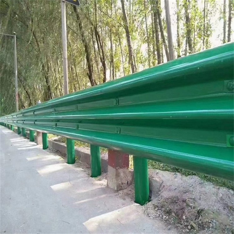 三波波形护栏板